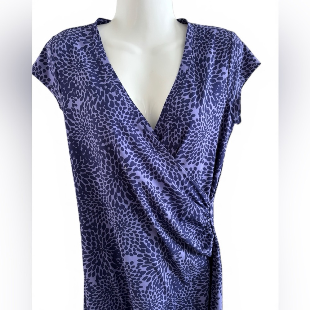 Athleta Faux Wrap V-Neck Cap Sleeve Dotted
Floral Athletic Dress Size S - Picture 3 of 9
